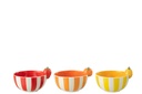 Assortiment de mélanges de dolomite aux fruits en bol