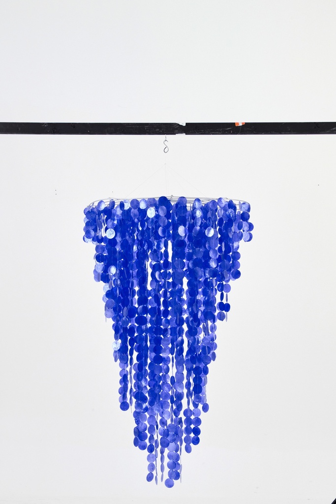 Hanger Capiz Blue Medium